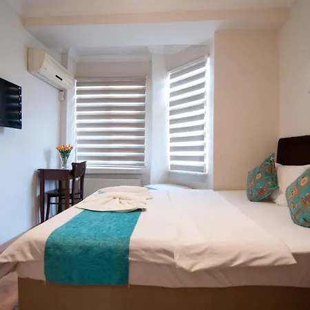 Hotel Taksim Trust