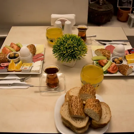 Hotel Taksim Trust